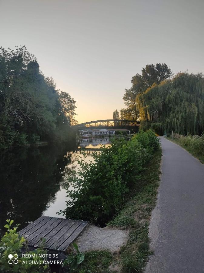 Le Cocon Des Hortillonnages D'Amiens Camon  المظهر الخارجي الصورة